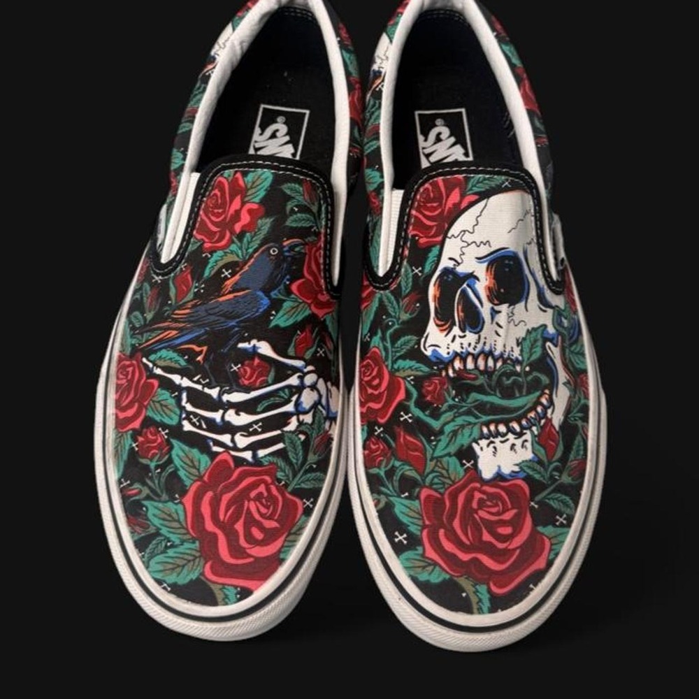 Vans Classic Slip On Rose Skulls Raven Skeleton Shoes Mens 8.5 / Womens 10
